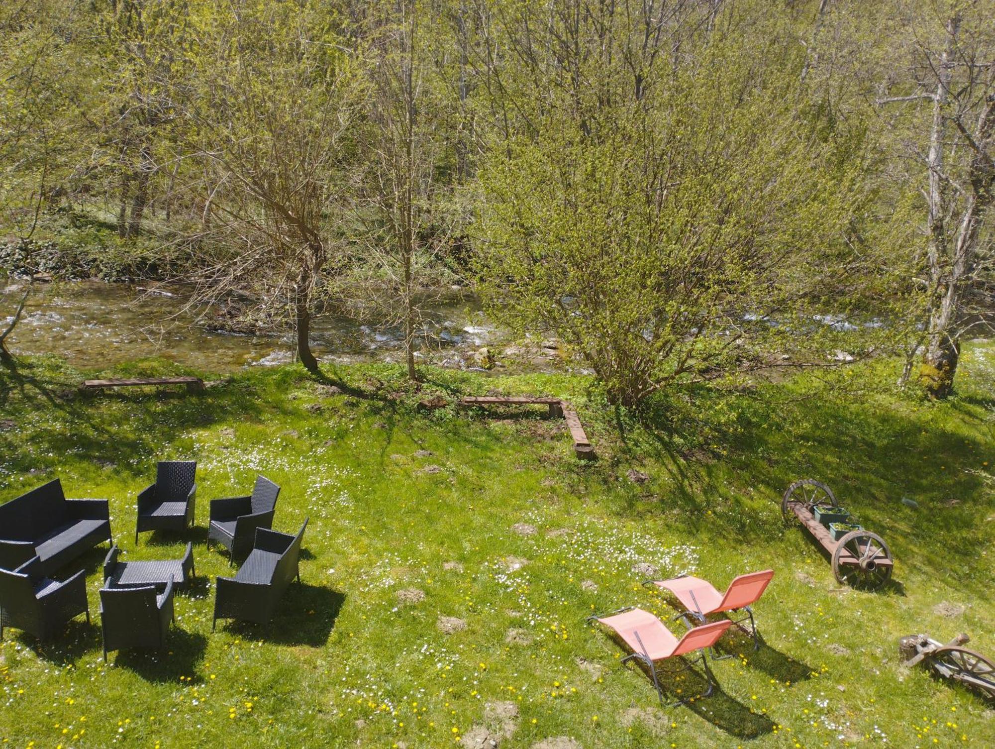 הוילה Cîrţişoara Complex Adela Transfagarasan מראה חיצוני תמונה